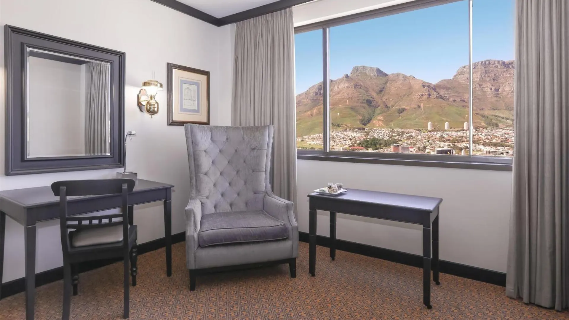 Southern Sun Cape Sun Cape Town 4*,  Güney Afrika